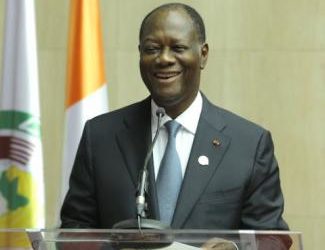 Secteur hévéa/palmier à huile: Ouattara annonce “des réformes” pour “garantir un meilleur revenu aux producteurs”