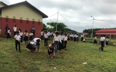 Socfin Cambodia organised a group clean-up of the school playground